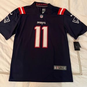 Nike dry fit NFL New England Julian Edelman #11 Stitched Jersey Size Large